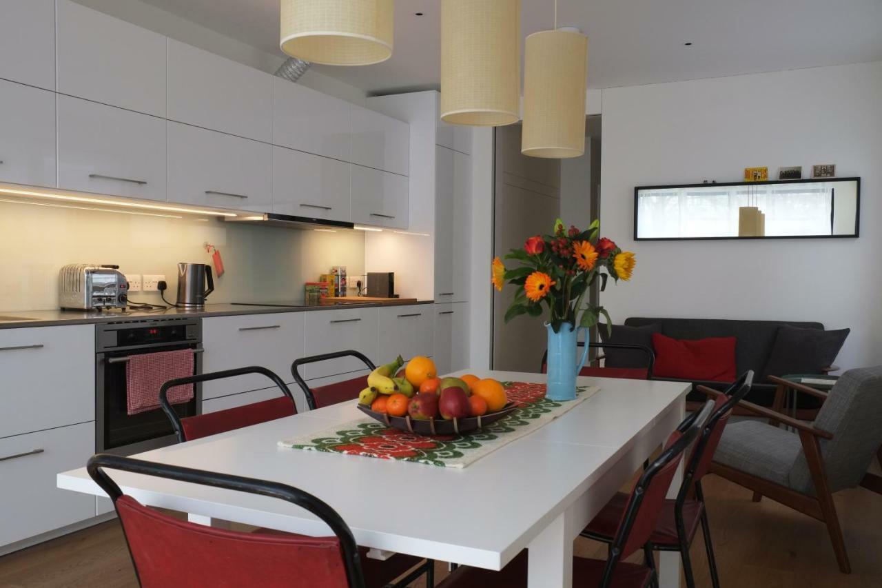 Bright And Elegant 2 Bedroom Flat, Near Notting Hill ロンドン エクステリア 写真