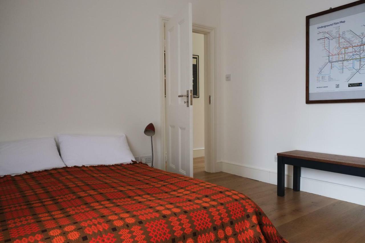 Bright And Elegant 2 Bedroom Flat, Near Notting Hill ロンドン エクステリア 写真